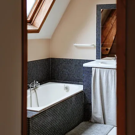 Haras De Baudemont Bed & Breakfast